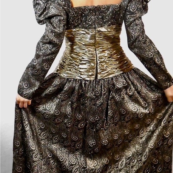 Paisley Black And Gold Evening Gown With Rhinestones Circa 1980s - Picture 1 of 7